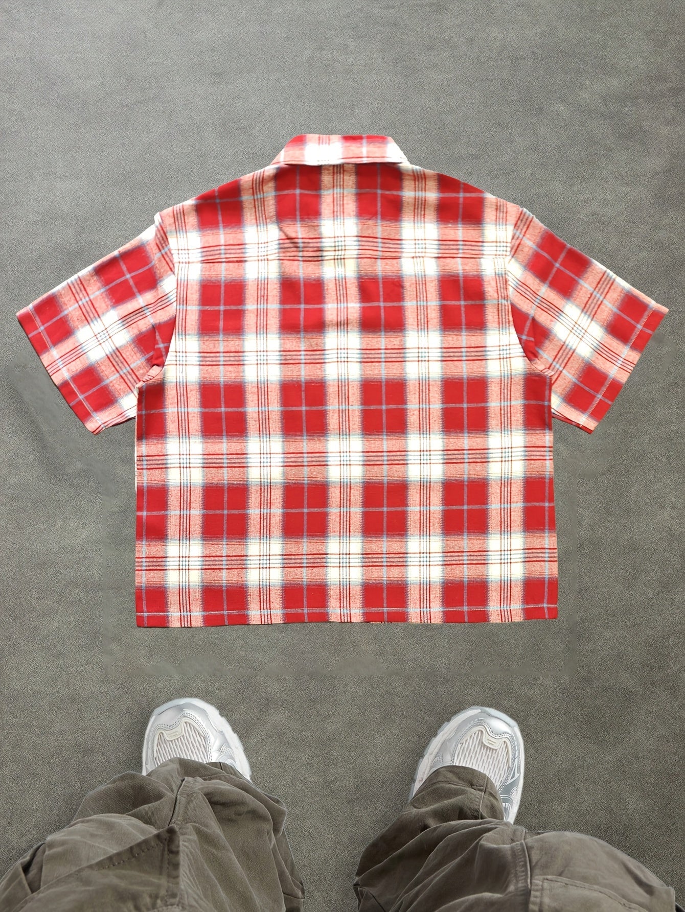Camisa de cuadros oversize de manga corta para hombre con estilo streetwear – moda casual para el día a día y salidas