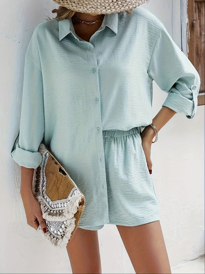 Ensemble de loisirs pour femme avec chemise et short – Décontracté, été, look quotidien