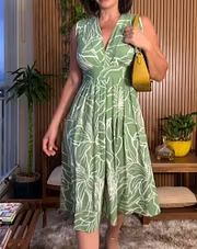 Mouwloze knielange jurk voor dames met bloemenprint en V-hals
