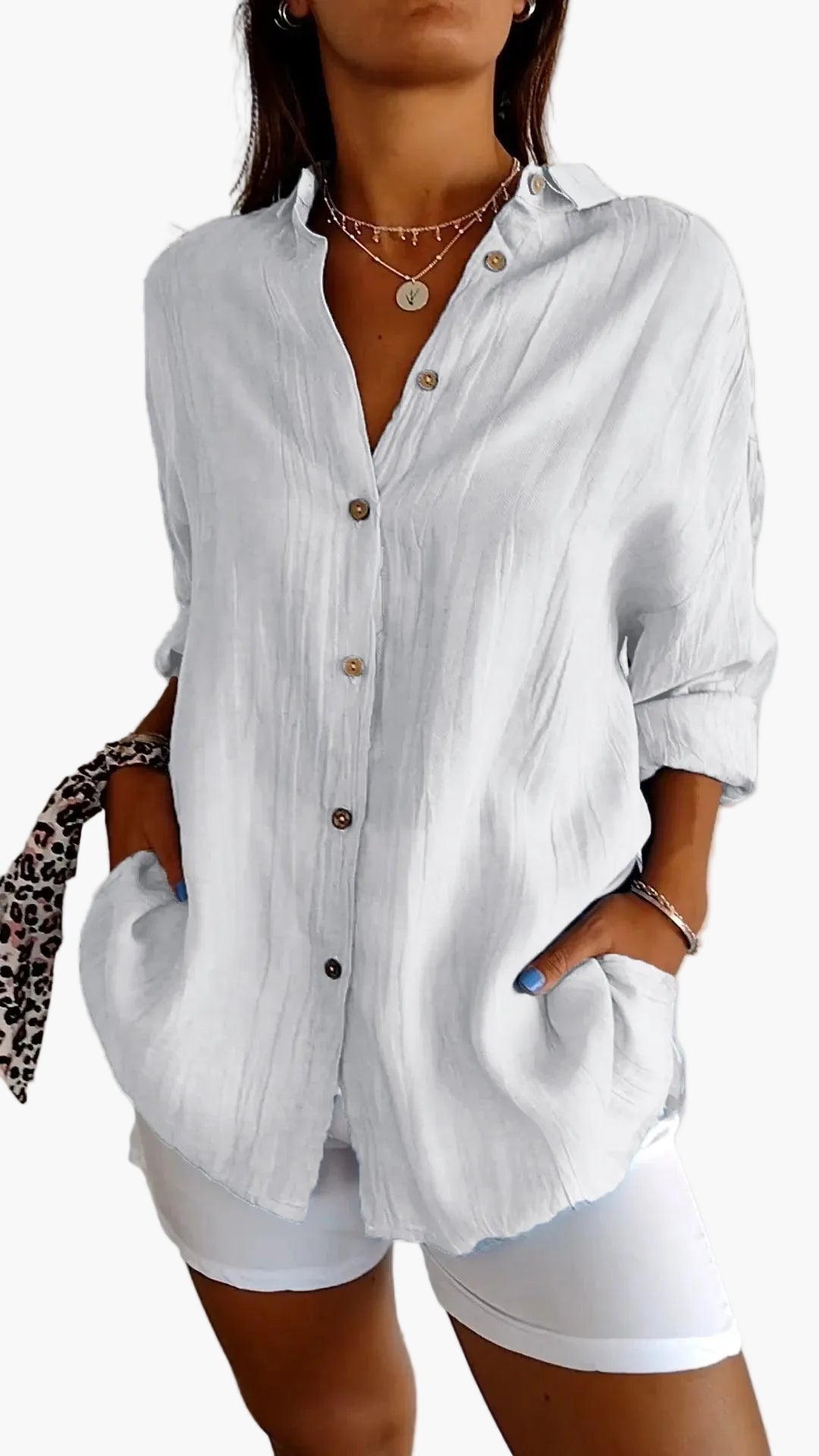 Camicia da donna manica lunga con bottoni – Outfit moderno casual e da ufficio