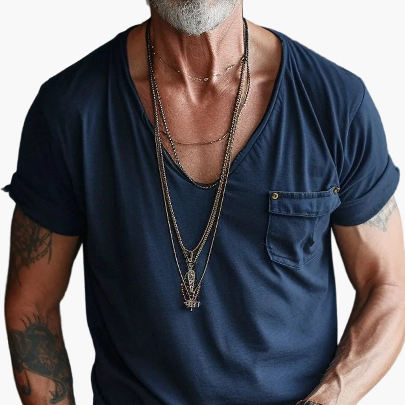 Herre V-udskåret T-shirt med brystlomme i afslappet streetstyle til hverdag og fritid