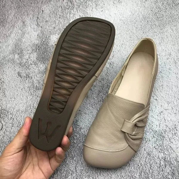 Dame behagelige slip-ons med sløjfedetalje – elegante ortopædiske sko til hverdag og kontor