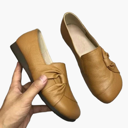 Dame behagelige slip-ons med sløjfedetalje – elegante ortopædiske sko til hverdag og kontor