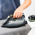 Snoerloos stoomstrijkijzer 2-in-1, 2400 W, keramische zool