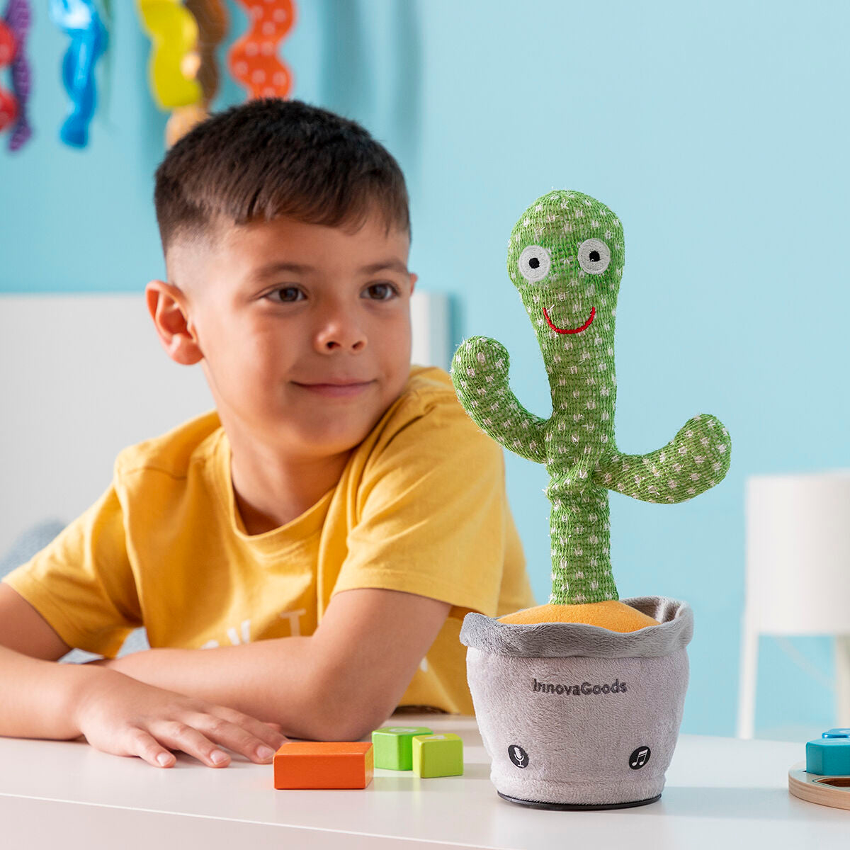 Dansende en pratende cactus met muziek en led-verlichting, oplaadbaar