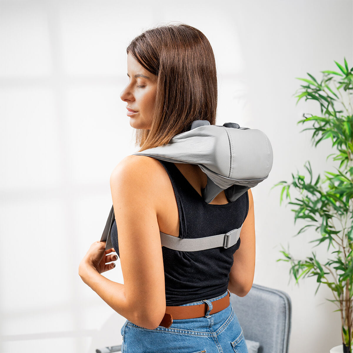 Oplaadbaar shiatsu massageapparaat nek en rug met 6 knopen en warmte