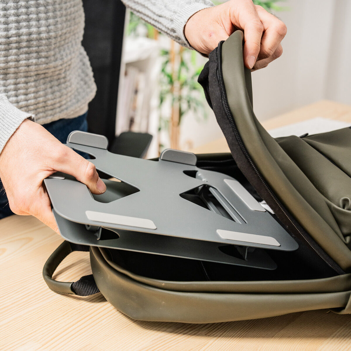 Inklapbare laptopstandaard verstelbaar 10-18 inch, grijs