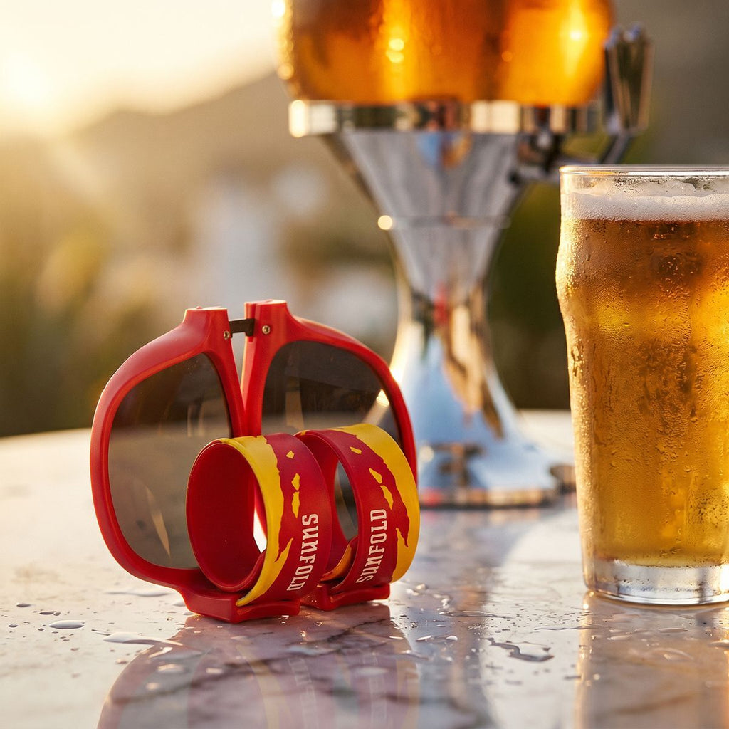 Bierdispenser met koeling 3,5 liter inclusief 2 opvouwbare zonnebrillen rood